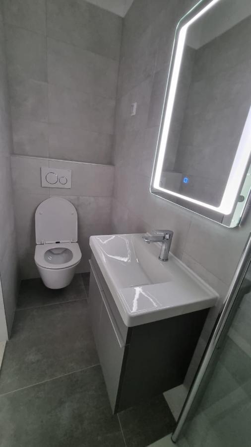 Room Airport Split Каштела Экстерьер фото